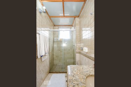 Apartamento para alugar com 170m², 4 quartos e 3 vagasBanheiro da Suíte