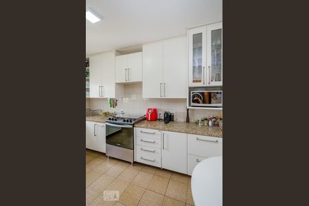 Apartamento para alugar com 170m², 4 quartos e 3 vagasCozinha