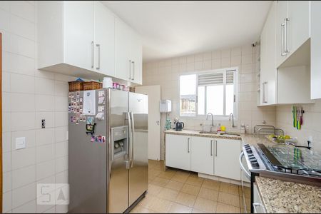 Apartamento para alugar com 170m², 4 quartos e 3 vagasCozinha