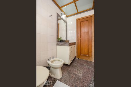 Apartamento para alugar com 170m², 4 quartos e 3 vagasBanheiro Social