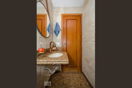 Apartamento para alugar com 170m², 4 quartos e 3 vagasLavabo