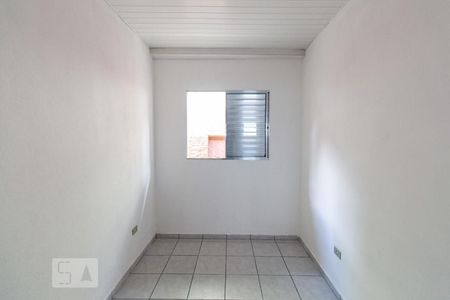 Quarto 2 de casa para alugar com 2 quartos, 60m² em Vila Lúcia, São Paulo