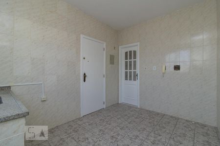 Apartamento à venda com 80m², 2 quartos e 1 vagaCozinha