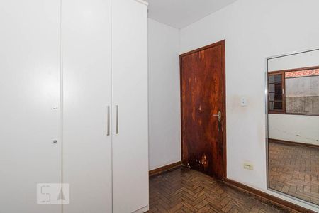 Quarto 1 de casa à venda com 4 quartos, 300m² em Vila Constança, São Paulo