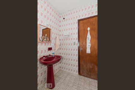 Casa à venda com 300m², 4 quartos e 3 vagasBanheiro