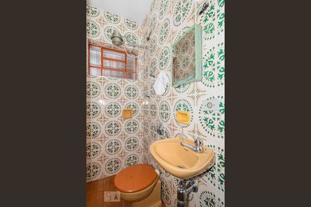 Casa à venda com 300m², 4 quartos e 3 vagasBanheiro da Suíte