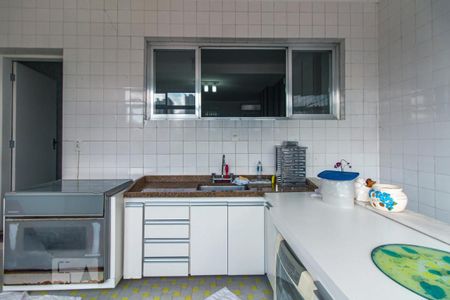 Casa para alugar com 300m², 3 quartos e 5 vagas Casa para alugar com 300m², 3 quartos e 5 vagasCozinha