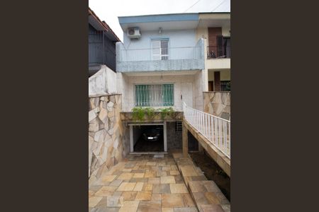 Casa para alugar com 300m², 3 quartos e 5 vagas Casa para alugar com 300m², 3 quartos e 5 vagasFachada