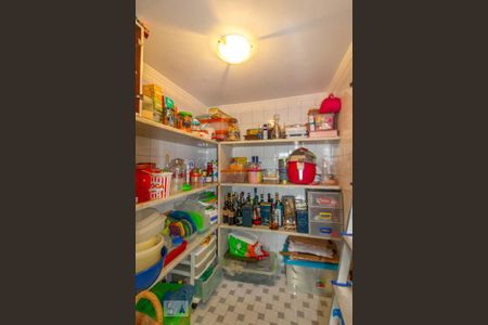 Casa para alugar com 300m², 3 quartos e 5 vagas Casa para alugar com 300m², 3 quartos e 5 vagasDespensa