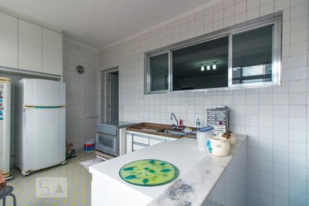 Casa para alugar com 300m², 3 quartos e 5 vagas Casa para alugar com 300m², 3 quartos e 5 vagasCozinha
