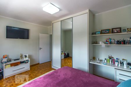 Quarto 1 de casa para alugar com 3 quartos, 300m² em Vila Regente Feijó, São Paulo