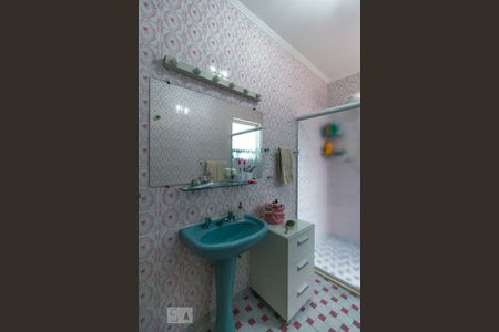 Casa para alugar com 300m², 3 quartos e 5 vagas Casa para alugar com 300m², 3 quartos e 5 vagasBanheiro Quarto 3 - Suíte