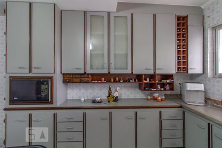 Casa para alugar com 300m², 3 quartos e 5 vagas Casa para alugar com 300m², 3 quartos e 5 vagasCozinha