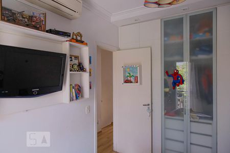 Casa de condomínio à venda com 220m², 4 quartos e 4 vagasQuarto 1