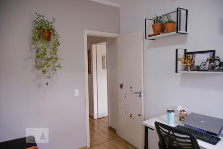 Casa de condomínio à venda com 220m², 4 quartos e 4 vagasQuarto 2