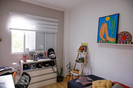 Casa de condomínio à venda com 220m², 4 quartos e 4 vagasQuarto 2