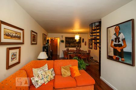 Apartamento à venda com 250m², 4 quartos e 2 vagasSala