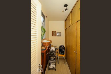 Apartamento à venda com 250m², 4 quartos e 2 vagasQuarto de Serviço