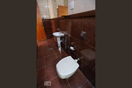 Casa à venda com 70m², 2 quartos e sem vagaBanheiro