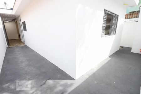 Casa à venda com 70m², 2 quartos e sem vagaQuintal