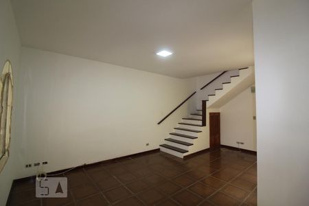 Sala de casa para alugar com 3 quartos, 155m² em Rudge Ramos, São Bernardo do Campo