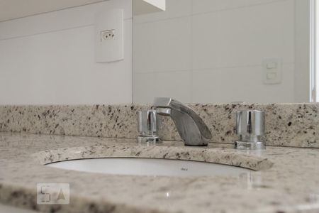 Apartamento para alugar com 70m², 2 quartos e 2 vagasBanheiro Social