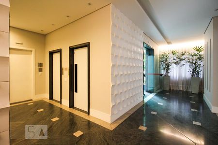 Apartamento para alugar com 80m², 2 quartos e 2 vagasHall