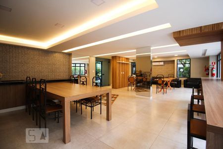 Apartamento para alugar com 80m², 2 quartos e 2 vagasÁrea comum - Salão de festas