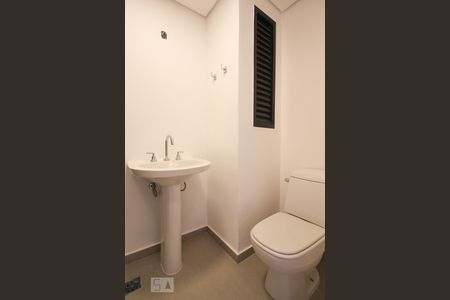 Apartamento para alugar com 80m², 2 quartos e 2 vagasBanheiro 