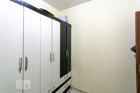 Quarto 1 de apartamento para alugar com 2 quartos, 50m² em Planalto, Belo Horizonte