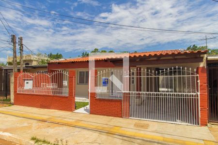 Casa à venda com 130m², 3 quartos e 2 vagasFachada