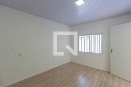 Casa à venda com 130m², 3 quartos e 2 vagasSuíte