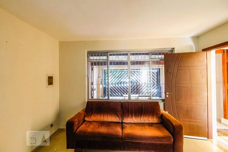 Sala de casa para alugar com 2 quartos, 130m² em Vila Cordeiro, São Paulo