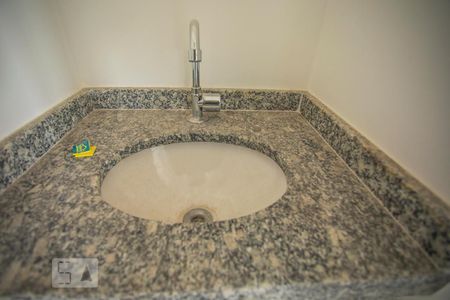 Apartamento para alugar com 37m², 1 quarto e sem vagaBanheiro - Torneira