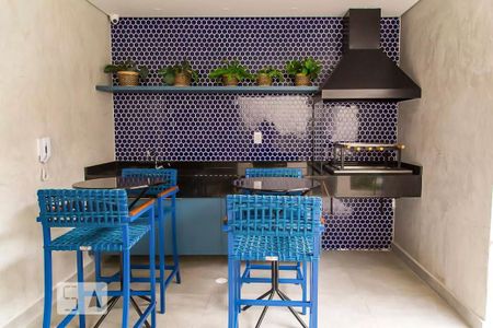 Apartamento para alugar com 48m², 2 quartos e 1 vaga Apartamento para alugar com 48m², 2 quartos e 1 vagaÁrea comum - Churrasqueira