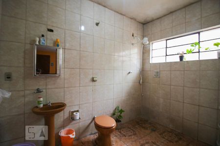 Casa à venda com 225m², 3 quartos e 1 vagaBanheiro da Suíte