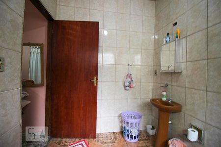 Casa à venda com 225m², 3 quartos e 1 vagaBanheiro da Suíte