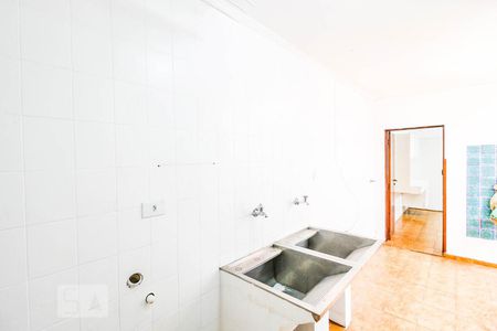 Casa à venda com 200m², 3 quartos e 2 vagas Casa à venda com 200m², 3 quartos e 2 vagasÁrea de Serviço