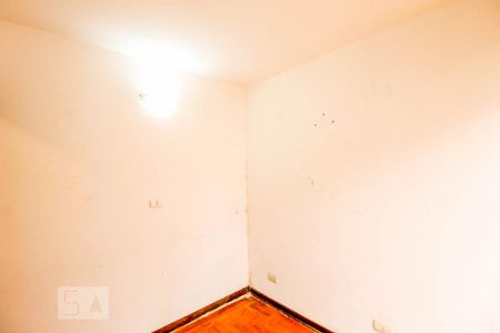 Casa à venda com 200m², 3 quartos e 2 vagas Casa à venda com 200m², 3 quartos e 2 vagasQuarto de Serviço