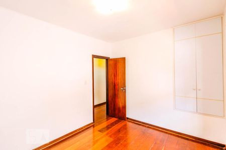 Quarto 1 de casa à venda com 3 quartos, 200m² em Campo Belo, São Paulo