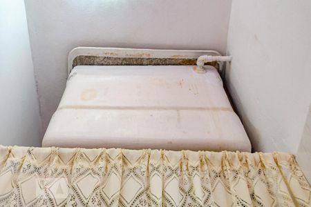 Studio para alugar com 30m², 1 quarto e sem vagaBanheiro - caixa agua