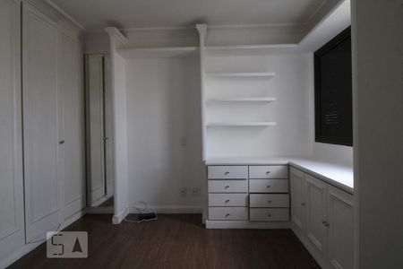 Apartamento à venda com 350m², 4 quartos e 5 vagasSuíte 3