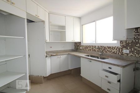 Apartamento à venda com 350m², 4 quartos e 5 vagasCozinha