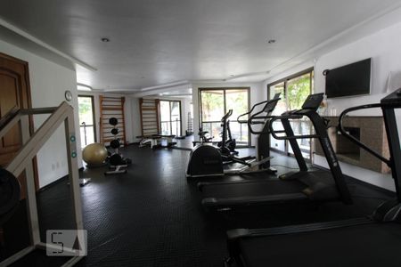 Apartamento à venda com 350m², 4 quartos e 5 vagasAcademia