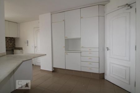 Apartamento à venda com 350m², 4 quartos e 5 vagasCozinha