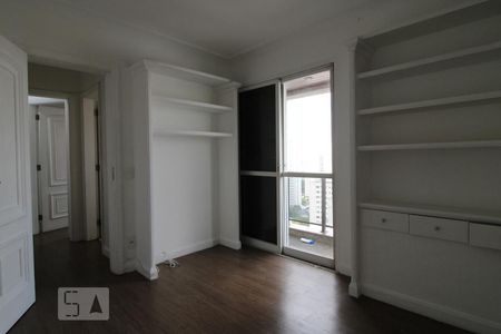 Apartamento à venda com 350m², 4 quartos e 5 vagasSuíte 2