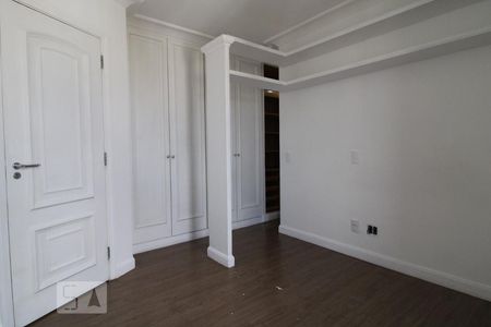 Apartamento à venda com 350m², 4 quartos e 5 vagasSuíte 1