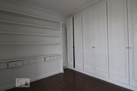 Apartamento à venda com 350m², 4 quartos e 5 vagasSuíte 2