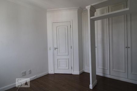 Apartamento à venda com 350m², 4 quartos e 5 vagasSuíte 1