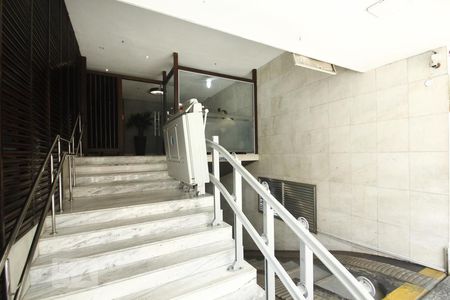 Apartamento à venda com 90m², 2 quartos e 1 vagaEntrada